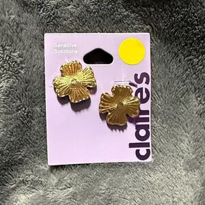 Claire's Shiny Gold Floral Earrings